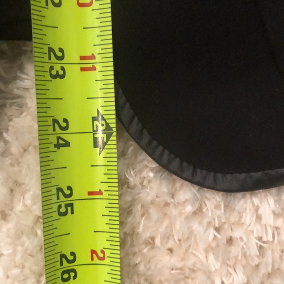 Classic/ flair back Blazer🌸 - Picture 5 of 11